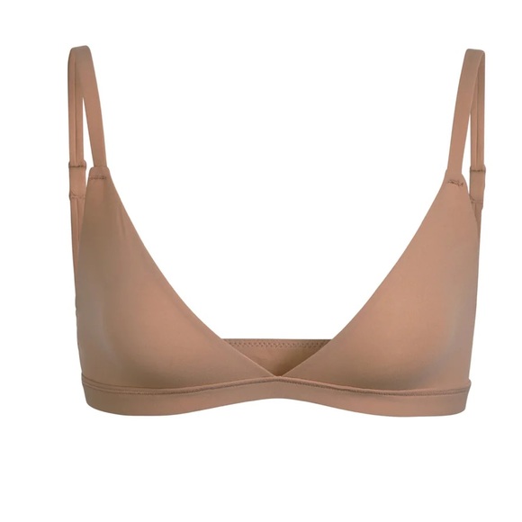 SKIMS Other - Skims M FITS EVERYBODY TRIANGLE BRALETTE Sienna NWT